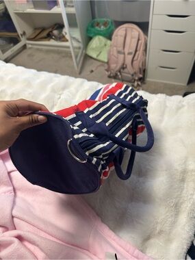 Tommy Hilfiger duffle bag